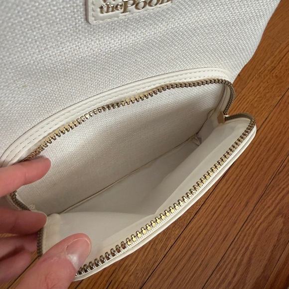 Disney Winnie the Pooh Cream White Canvas Backpack NWT - Picture 4 of 5